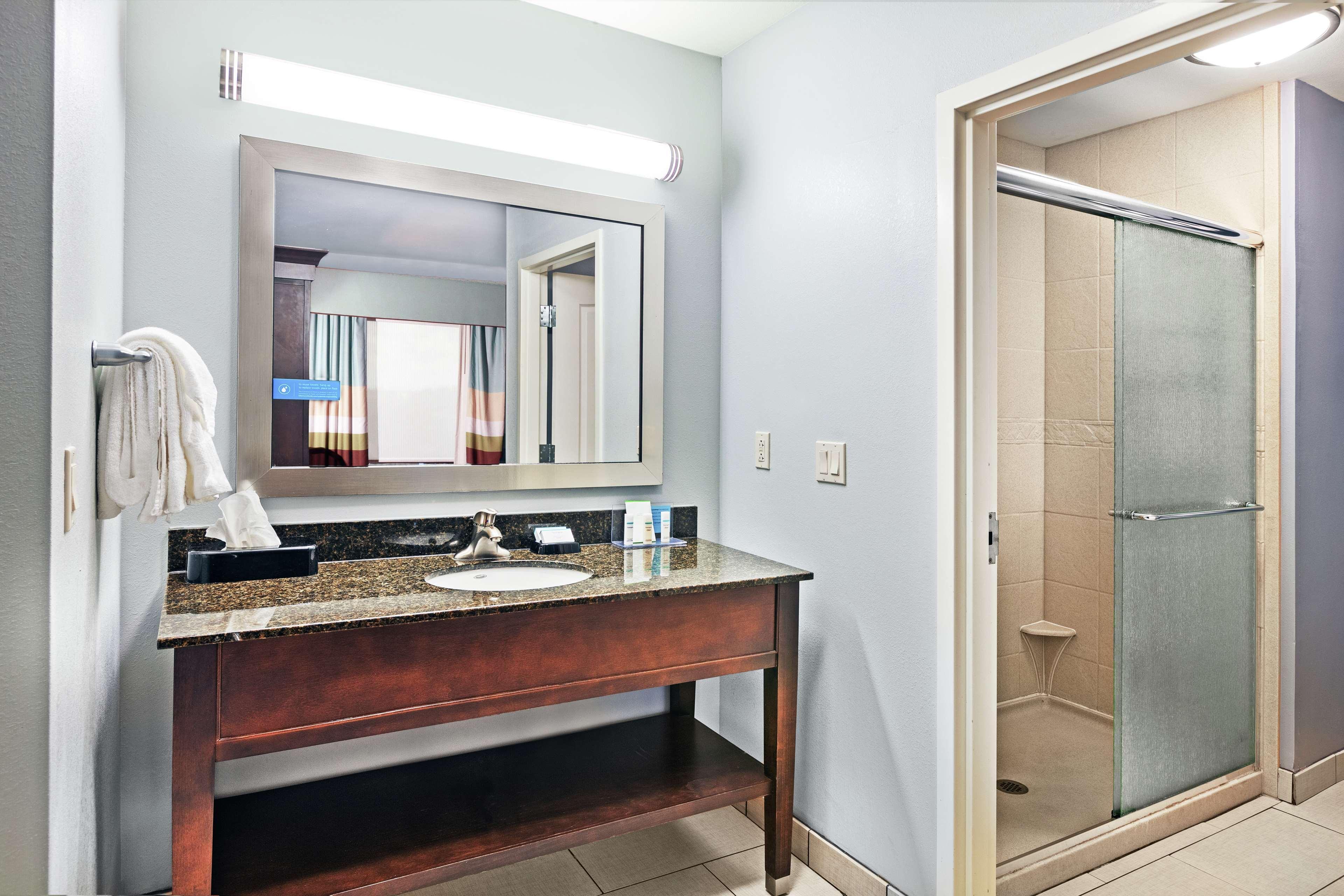 Hampton Inn & Suites Shreveport/Bossier City At Airline Drive Bagian luar foto